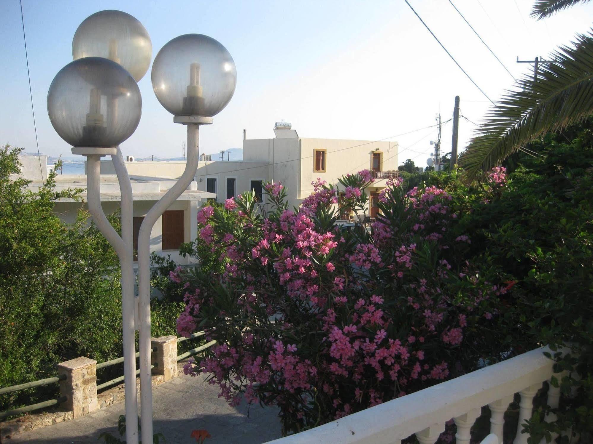 Ξενοδοχείο Πορφυρίς Μανδράκι Εξωτερικό φωτογραφία